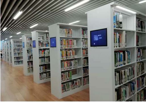 圖書架.JPG